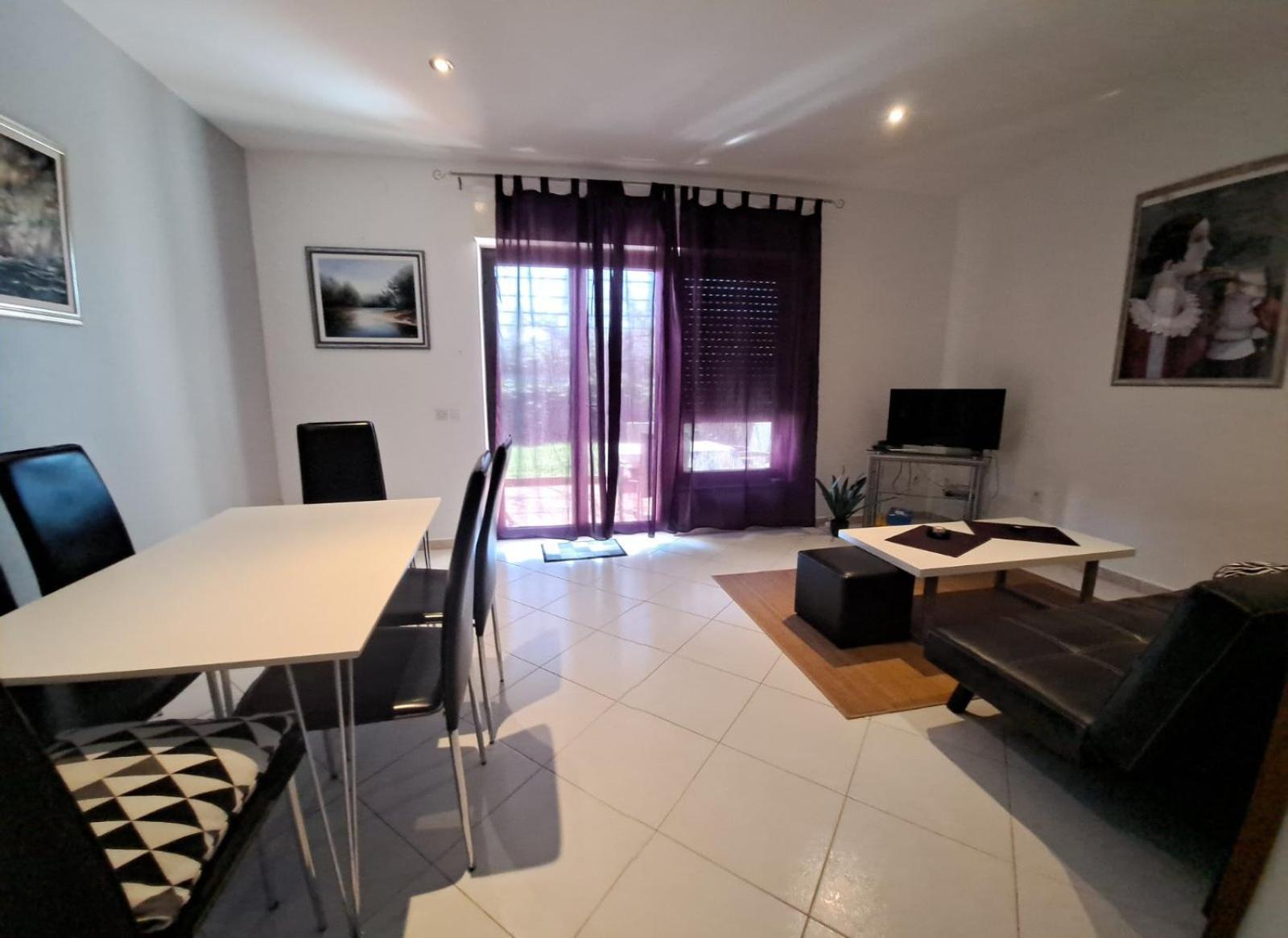 Apartments Finera Pomer Ngoại thất bức ảnh