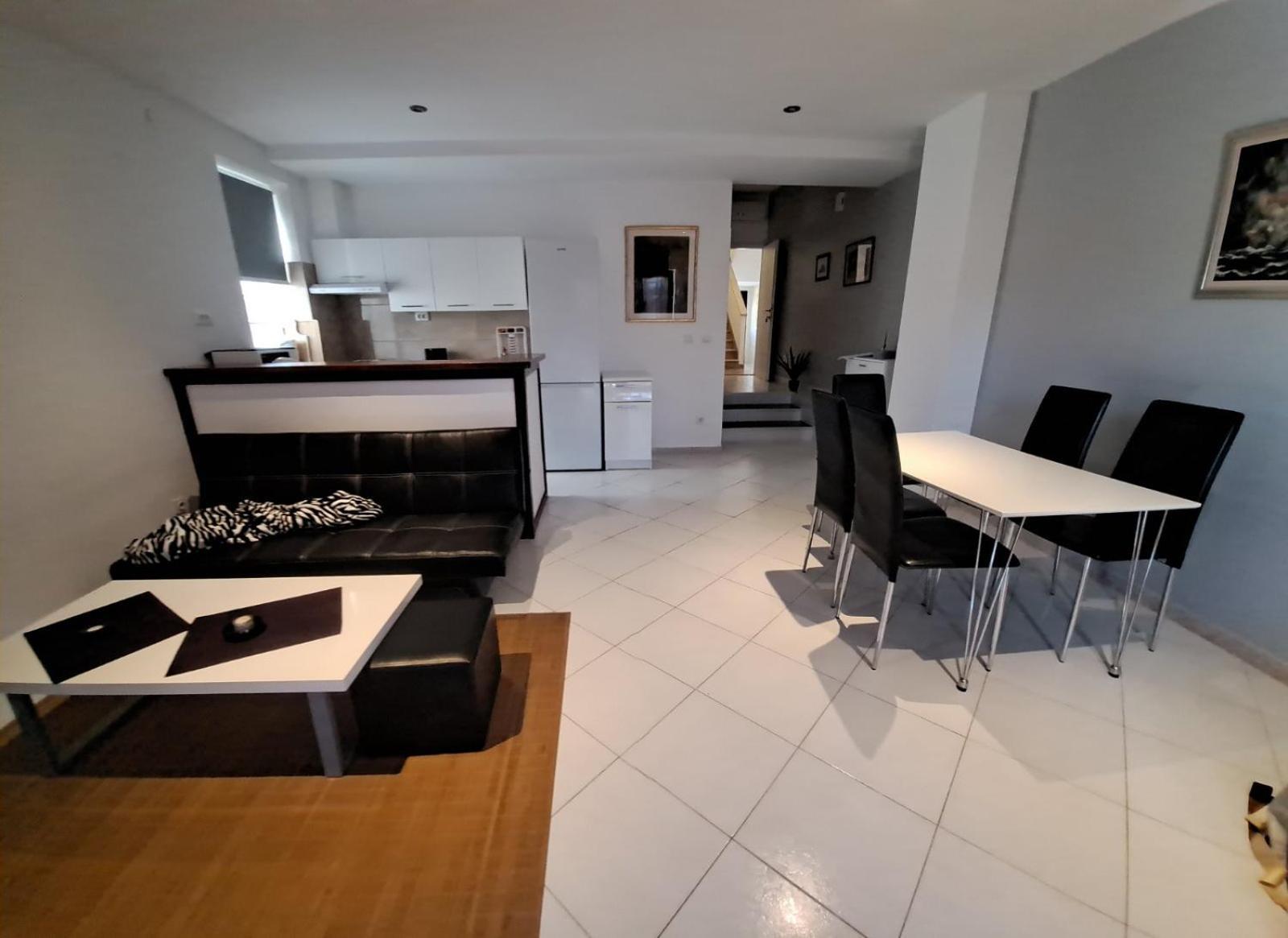 Apartments Finera Pomer Ngoại thất bức ảnh